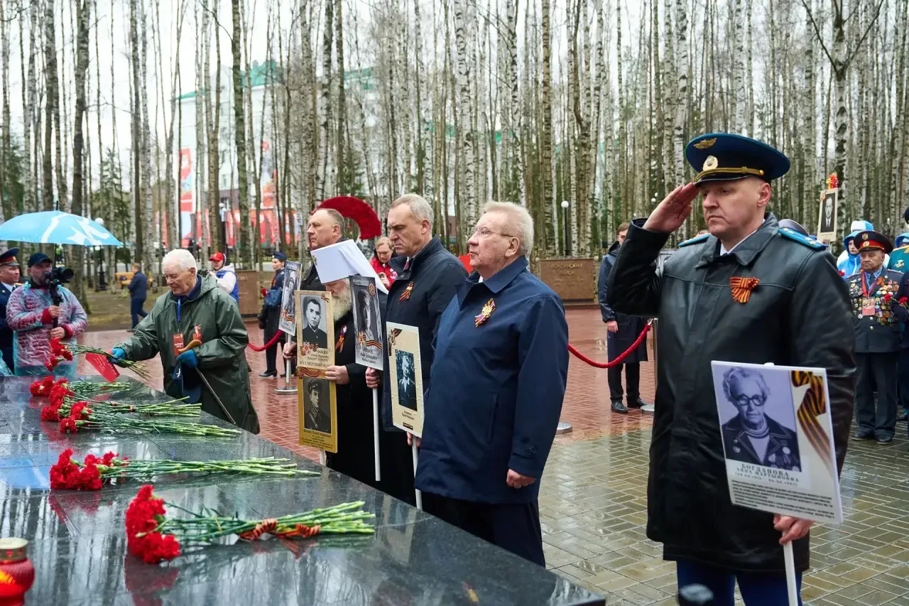 Прокурор автономного округа Дмитрий Попов принял участие в мероприятии, посвящённом празднованию 81-