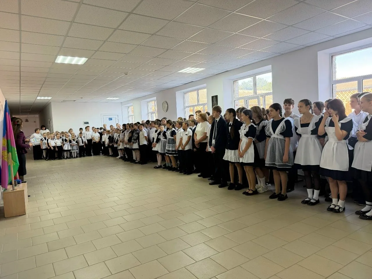 28 сентября в нашей школе прошла традиционная еженедельная линейка, посвященная подняти...