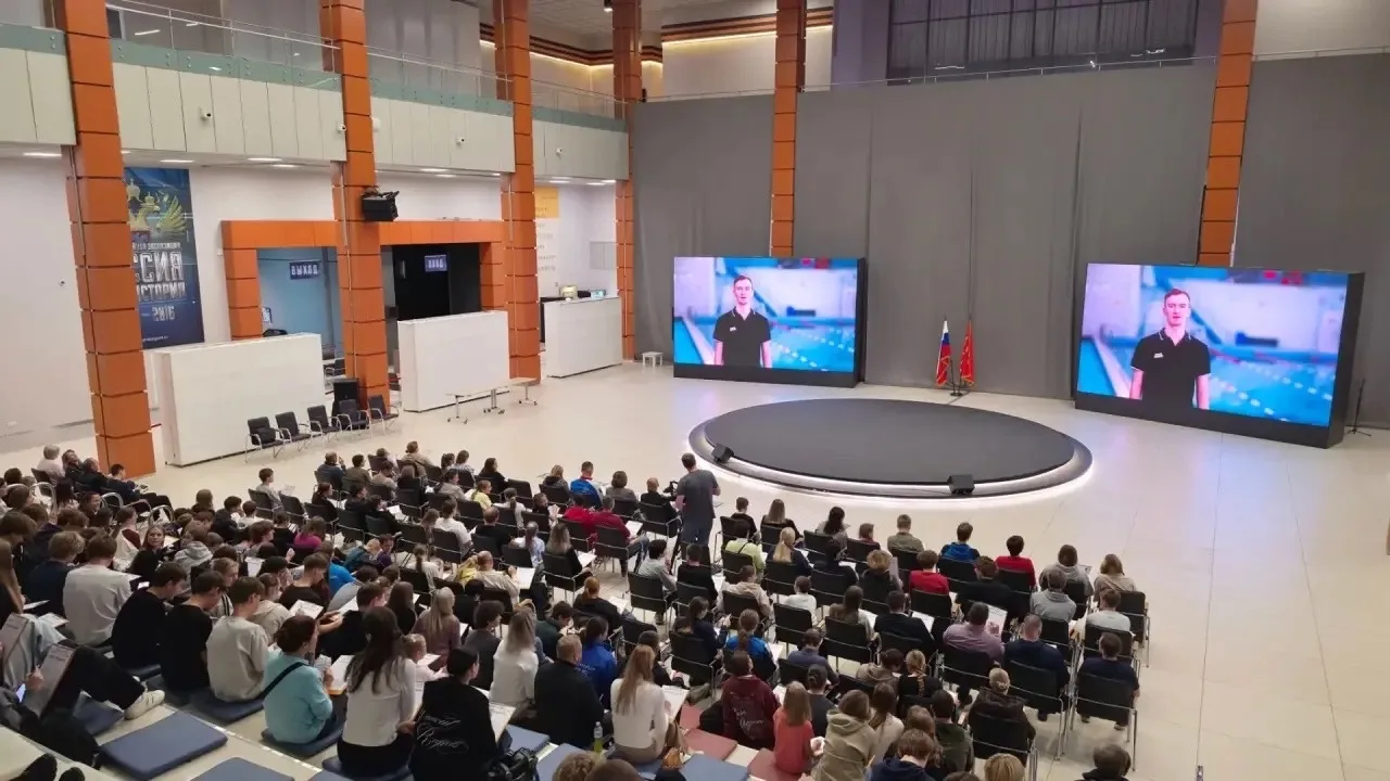 Спортивный диктант объединил более 300 жителей Московского района