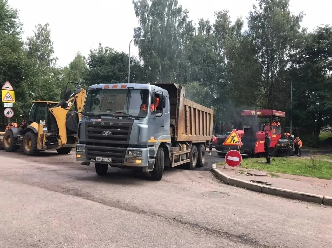 В Выборге продолжаются дорожные работы