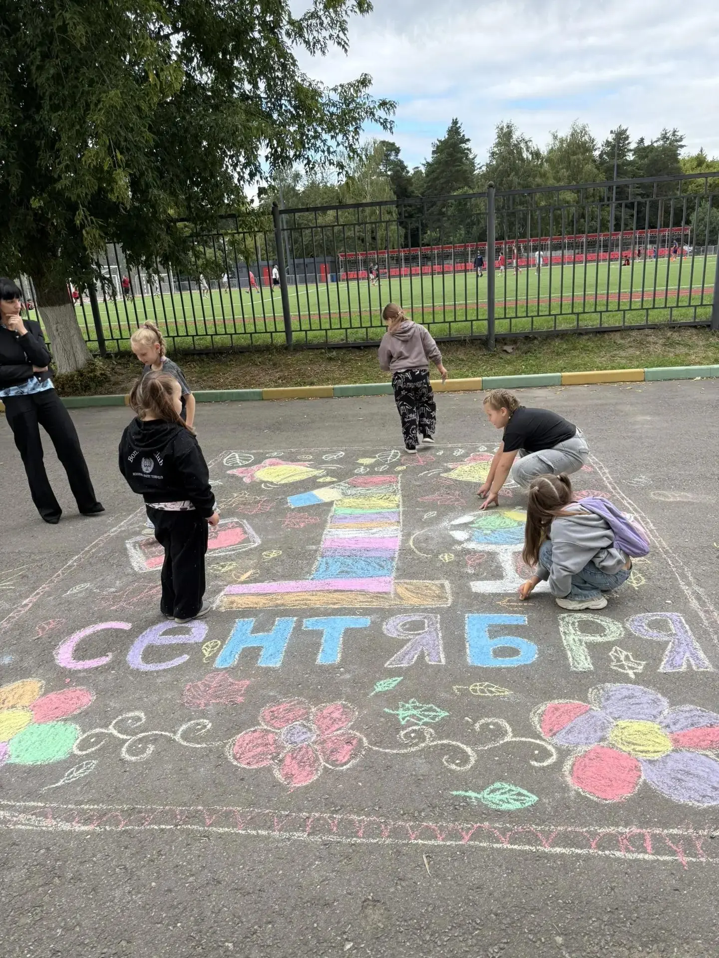 🎉 День открытых дверей в МОУ СОШ № 52: праздник знаний и творчества! 🎉