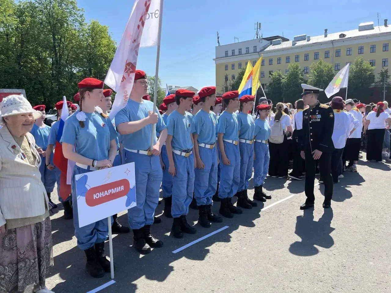 🇷🇺 Гордость школы №40: кадеты на параде ко Дню детских общественных организаций  Сегодня, 19 мая, во