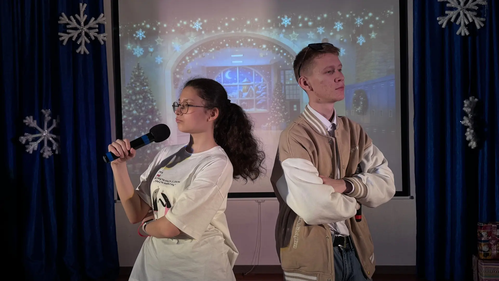 НОВОГОДНИЕ ПРЕДСТАВЛЕНИЯ 🎄  На этой неделе в нашем лицее царила по-настоящему сказочная атмосфера и 