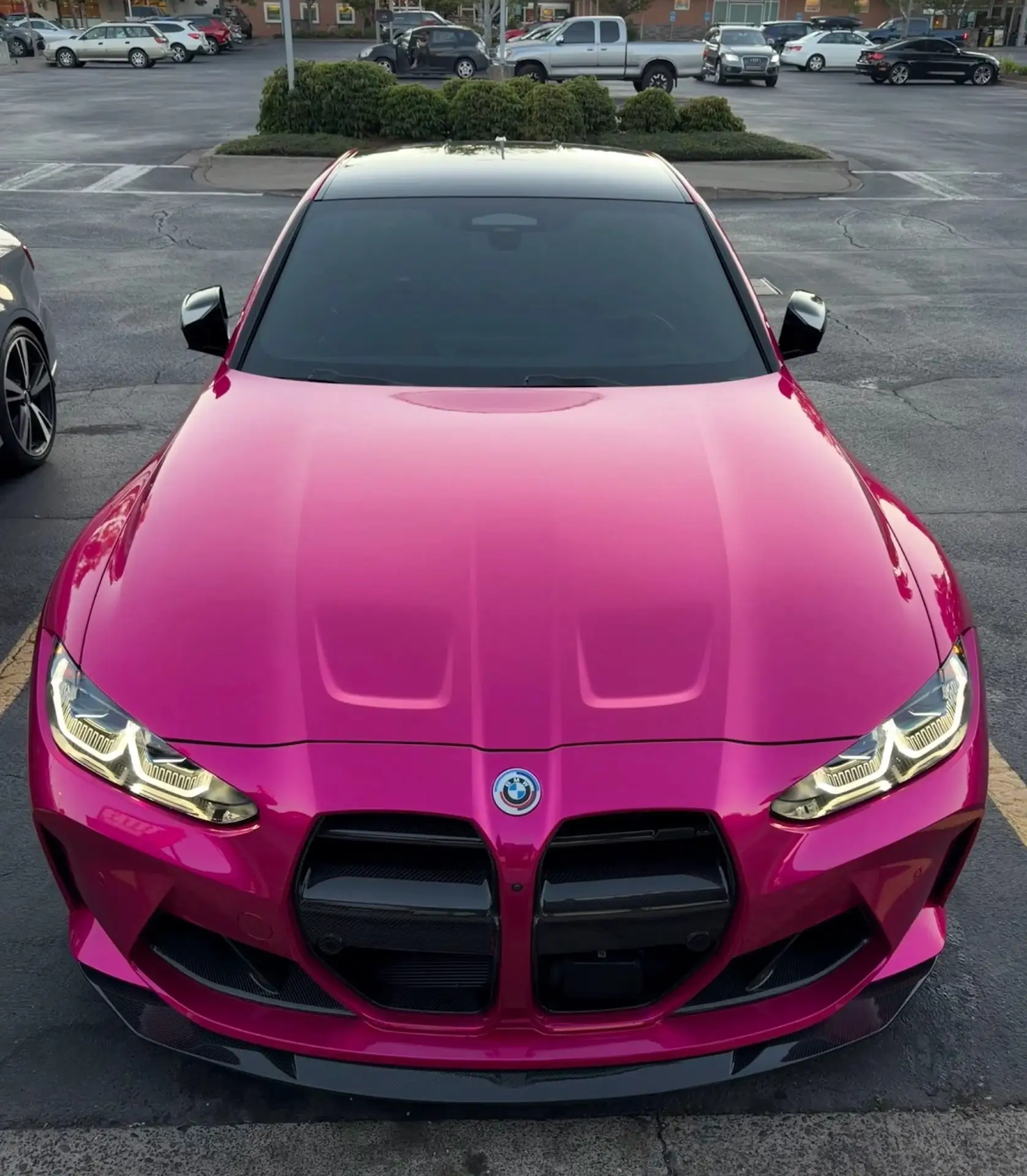 BMW это та машина, которой идет любой цвет 😏