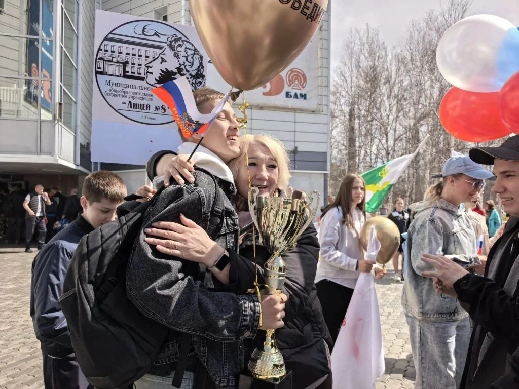 «Пламя 28» возвращается домой с победой!   Сегодня на железнодорожном вокзале столицы БАМа было по-н