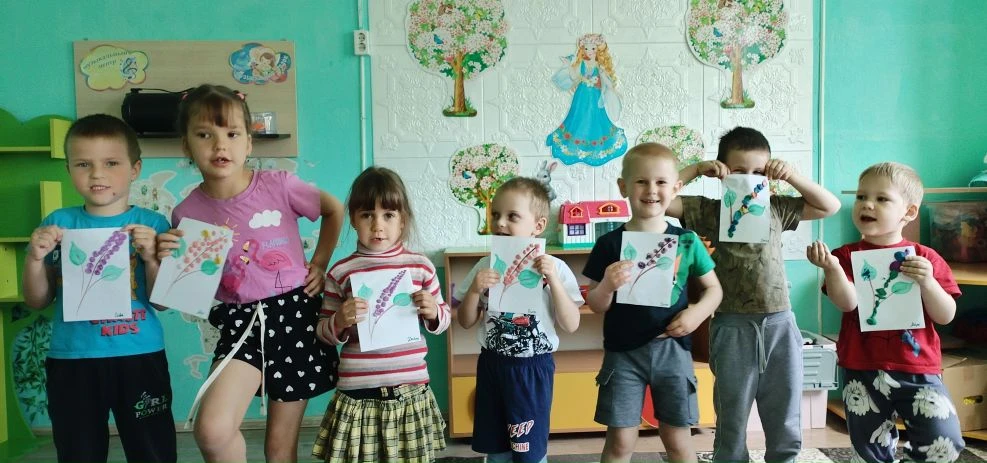 🌸 Расцвела сирень у нас в саду! 🌸