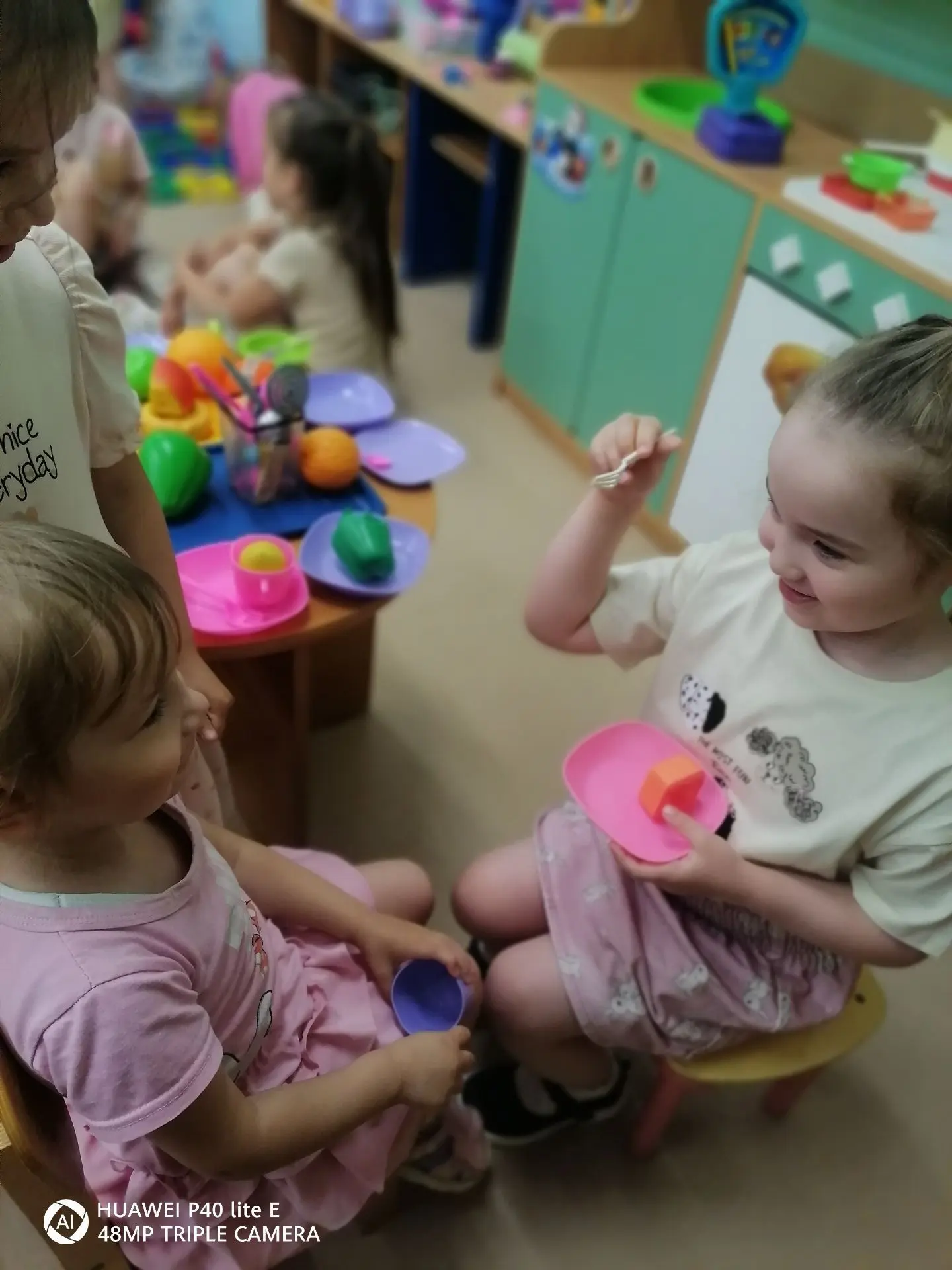 Сюжетно‑ролевая игра в детском саду 🌟— это вид детской деятельности, в которой дошколь...