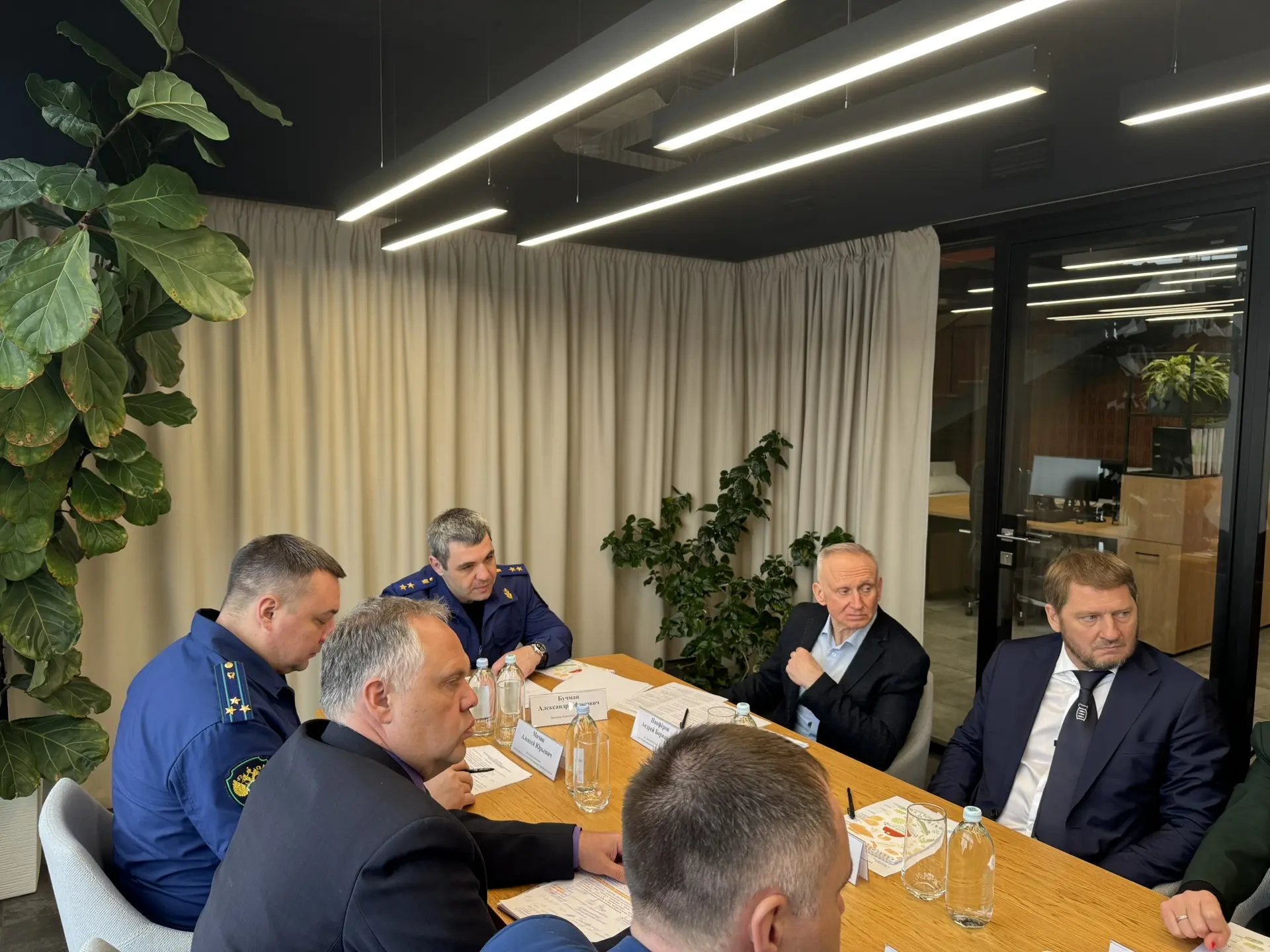 🔴Прокурор области Александр Бучман провел встречу с представителями бизнес-сообщества на базе ООО «Р
