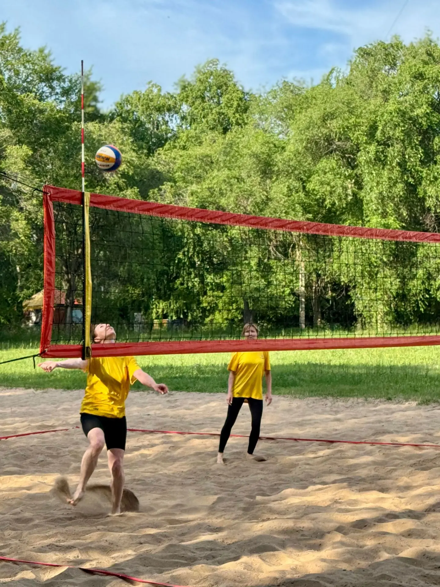 🏐  Жаркие баталии на песке: в Отрадном прошла спартакиада к 70-летию города 

Накануне Дня России д