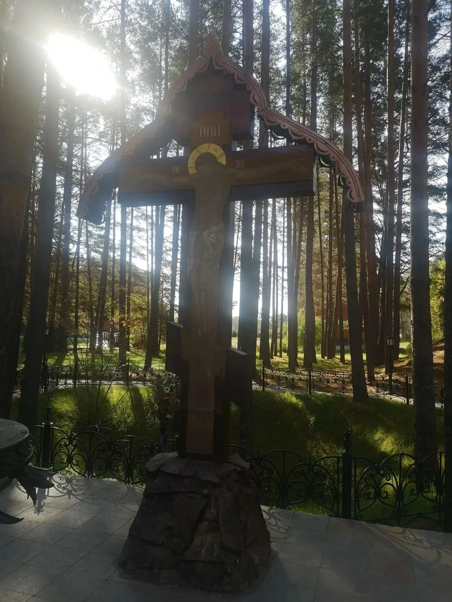 🕊️ В день великого праздника Воздвижения Честнаго и Животворящего Креста Господня наша...