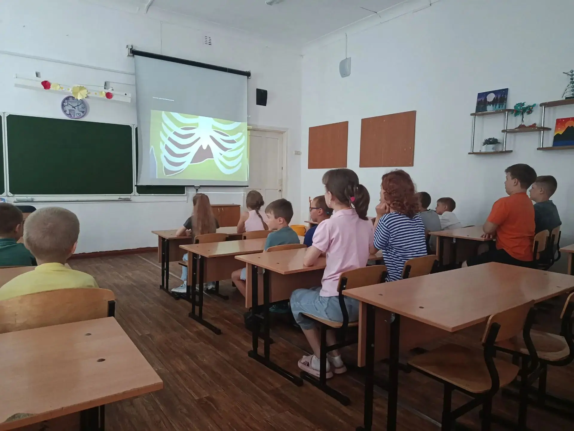 🌿 Неделя ЗОЖ в нашей школе прошла активно и полезно!

📌 В лагере «Содружество Орлят» с ребятами по