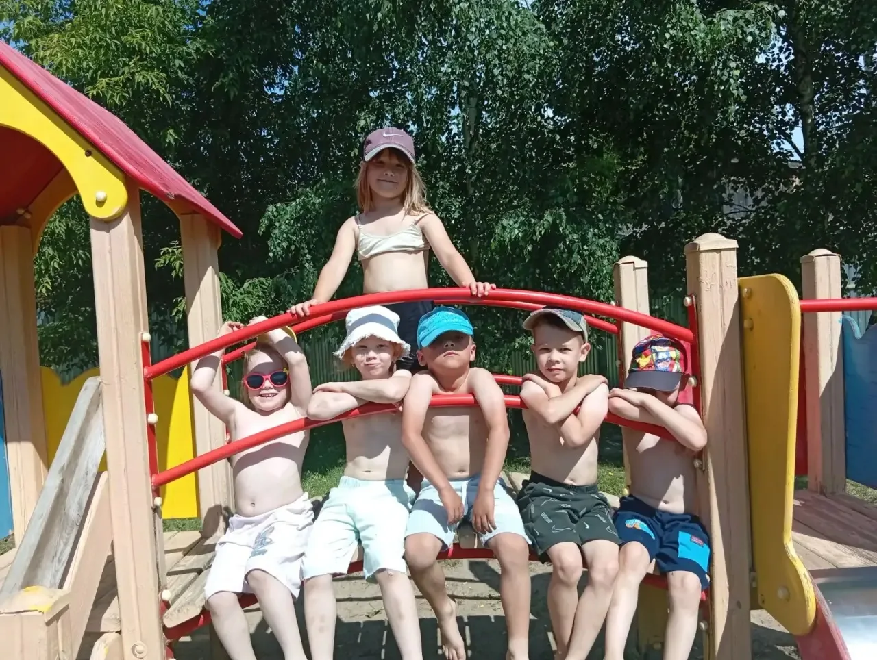 🌸🌞🌸 Лето - самая чудесная пора для детворы! Когда большую часть времени ребятишки пр...