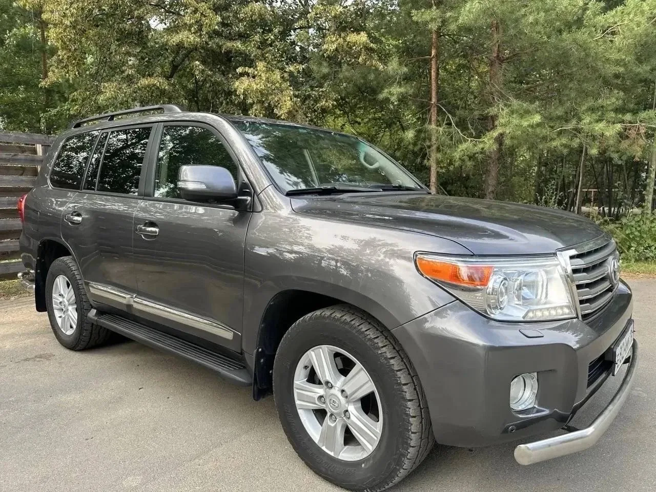 Продам TOYOTA Land Cruiser 200 
2012 года v8 4.4
Пробег 255.000 свой любые проверки!

Отличное состо
