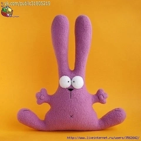 Удивленный 🐰