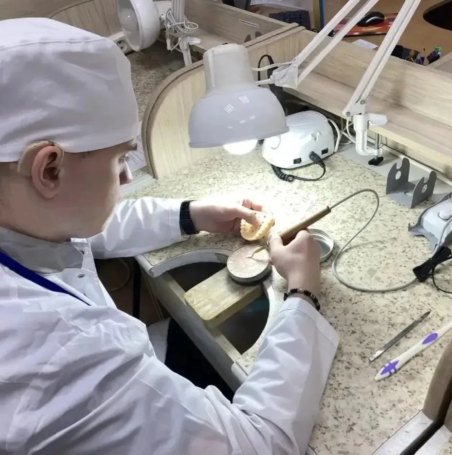 👏В Амурском медицинском колледже участники регионального этапа чемпионата «Абилимпикс» сразятся в тр