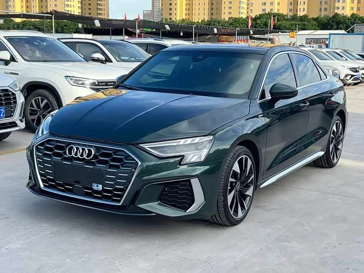 Авто из Китая 🇨🇳 | Audi A3L Sedan 35 TFSI fashion Sporty 🚘

Дата регистрации: 2022/02
Двигатель: 