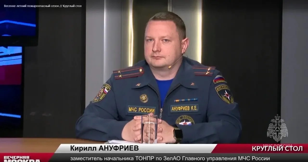 🔘Сотрудники МЧС России рассказали о правилах подготовки к дачному сезону в студии телеканала «Вечерн