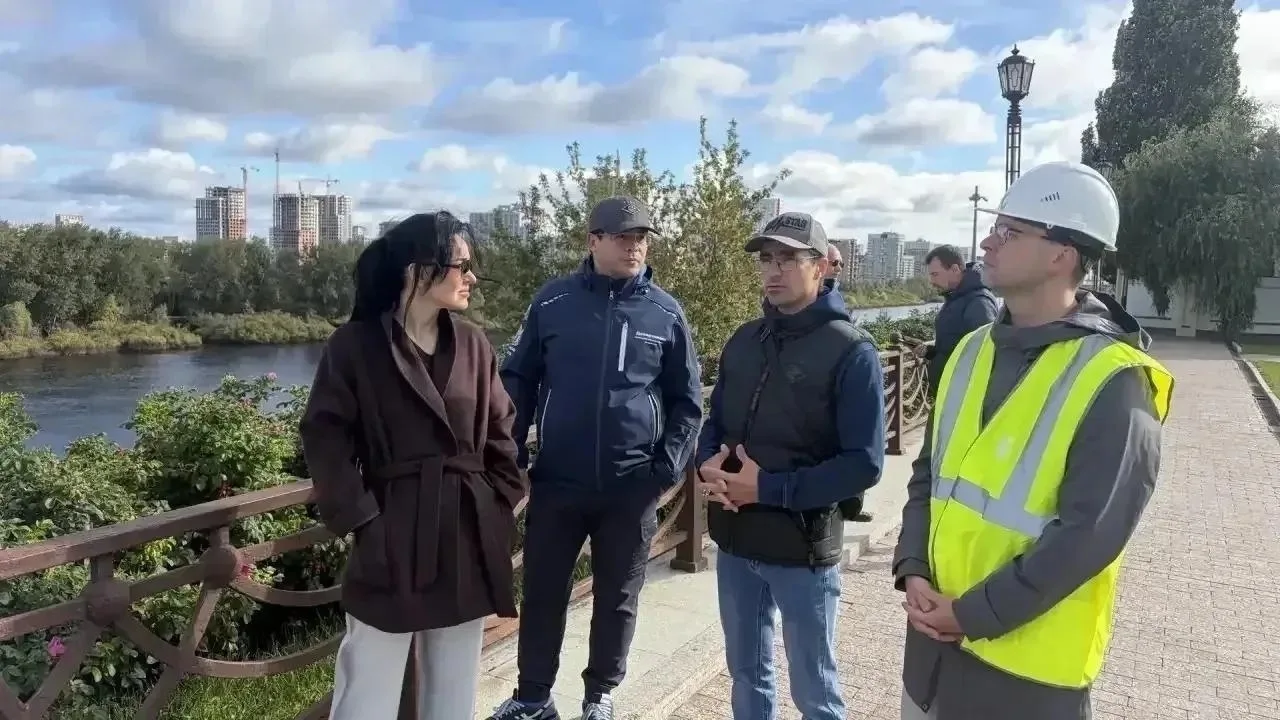 В Тюмени в районе моста Челюскинцев прошли учения: отработали действия при аварии на те...