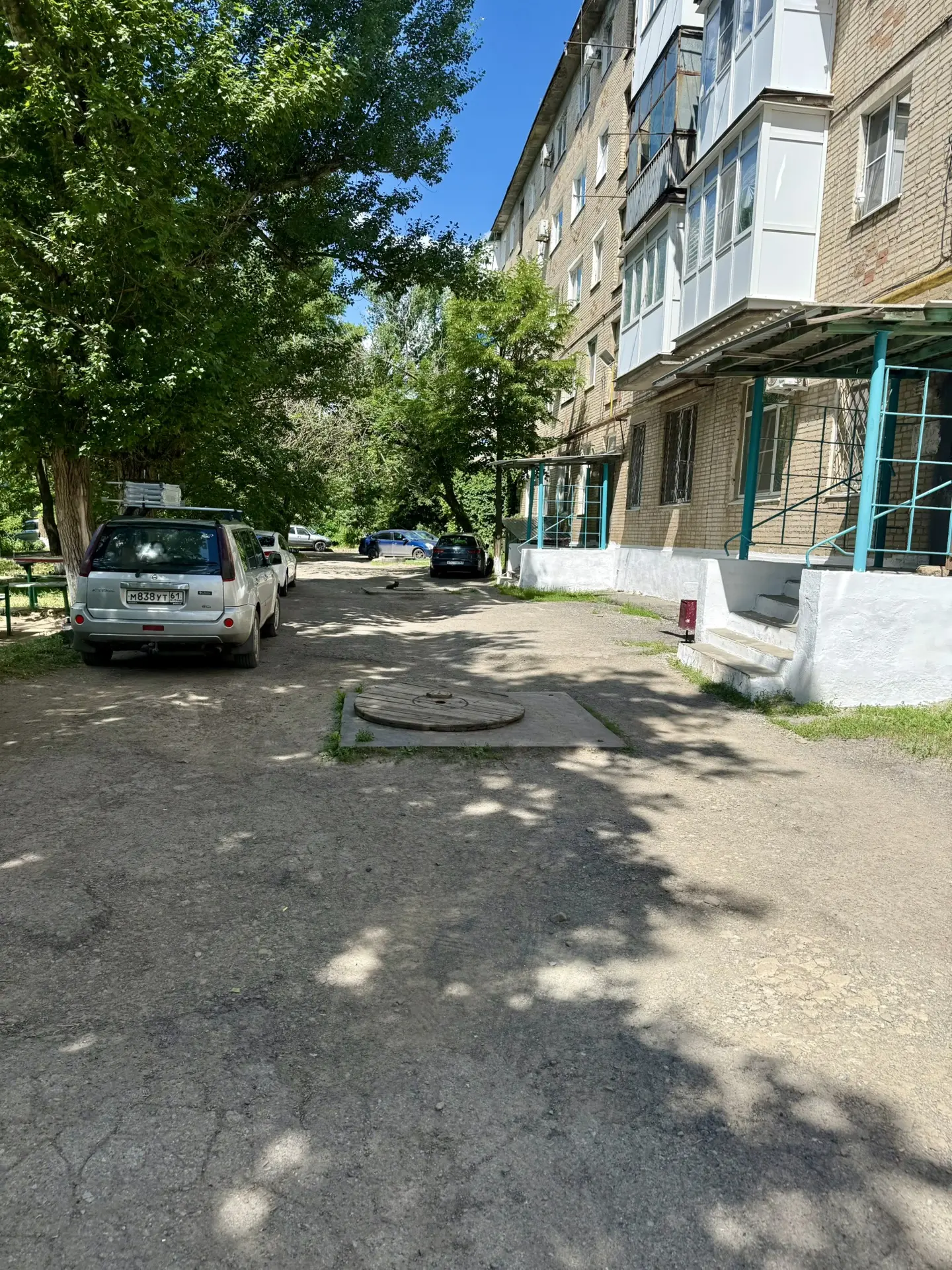 🚧 Дорого во дворе, 50 лет Октября, д. 8/2.
Добро пожаловать на полосу препятствий! 

Здесь уже давн