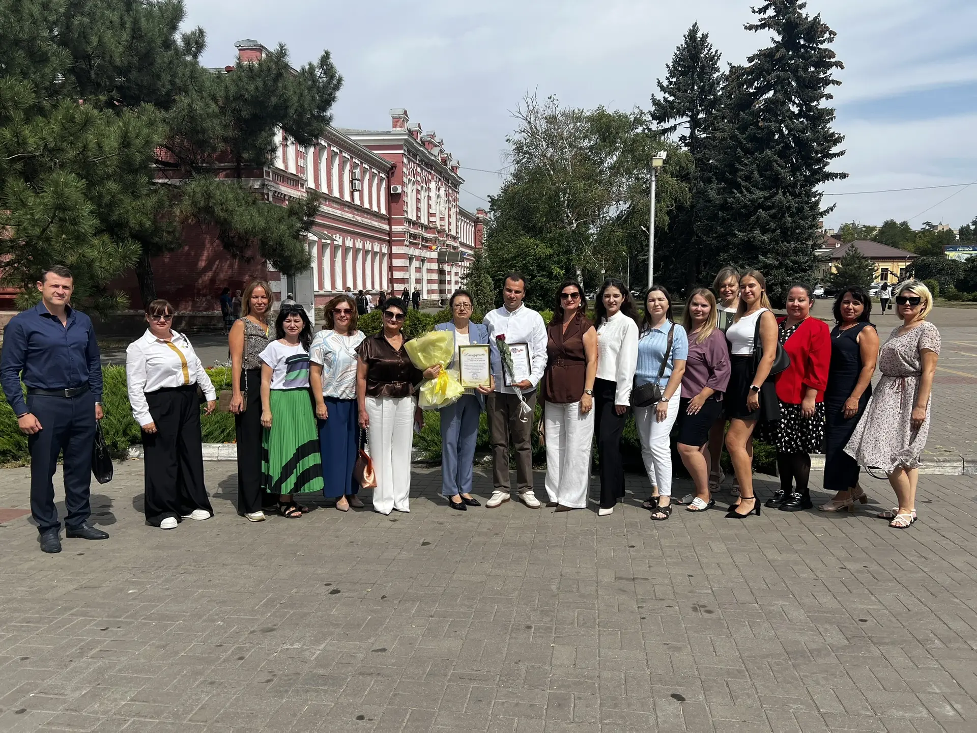 Сегодня в Азове прошла традиционная августовская конференция работников образования — в...