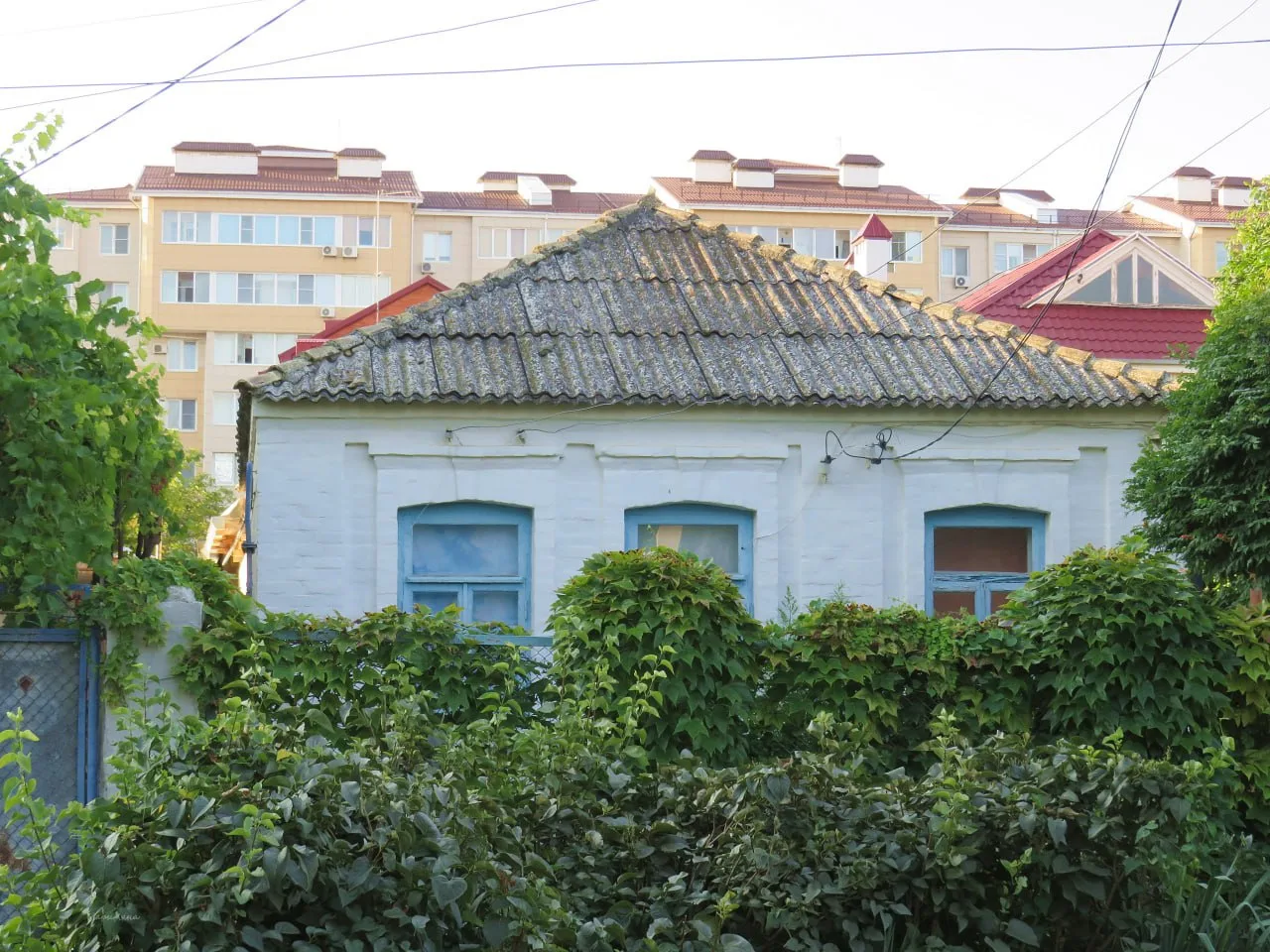🏠 В Анапе временно приостановят снос некоторых домов на сельхозземлях

Речь идет о единственном при