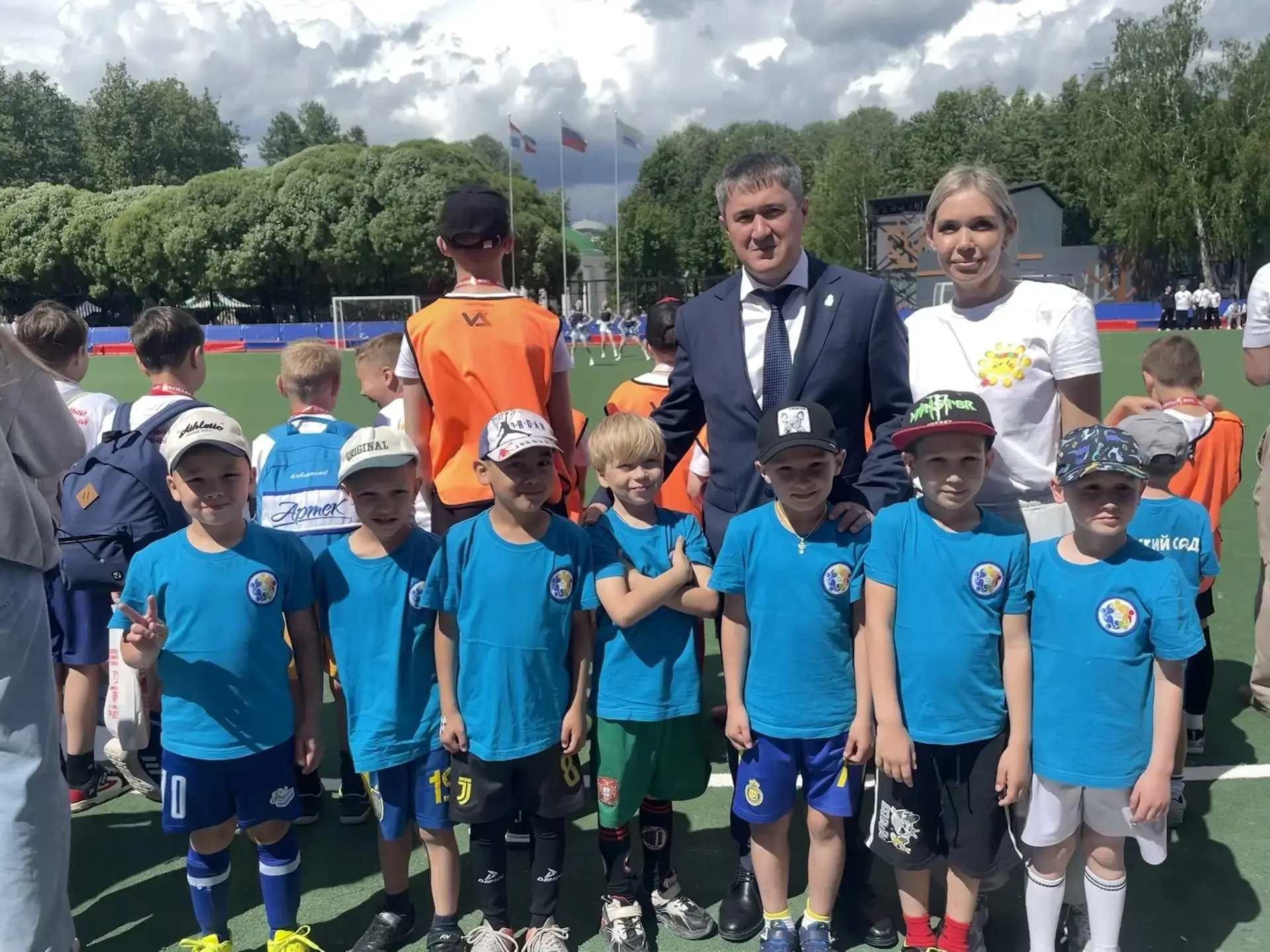🗓️ 1 июня ⚽️ ⚽️⚽️
Вот уже второй год в этот праздничный🎉 и солнечный день  ☀️ наши воспитанники по