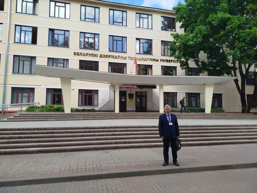 🌳Отходы — в дело: наш университет на передовой науки

Сергей Казицин и Михаил Баяндин выступили в М