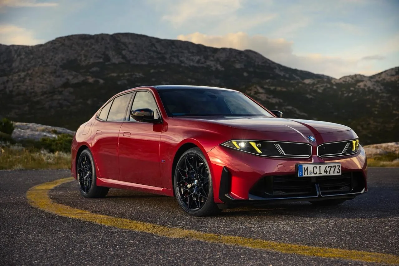 🚘 BMW представила новую 3-Series