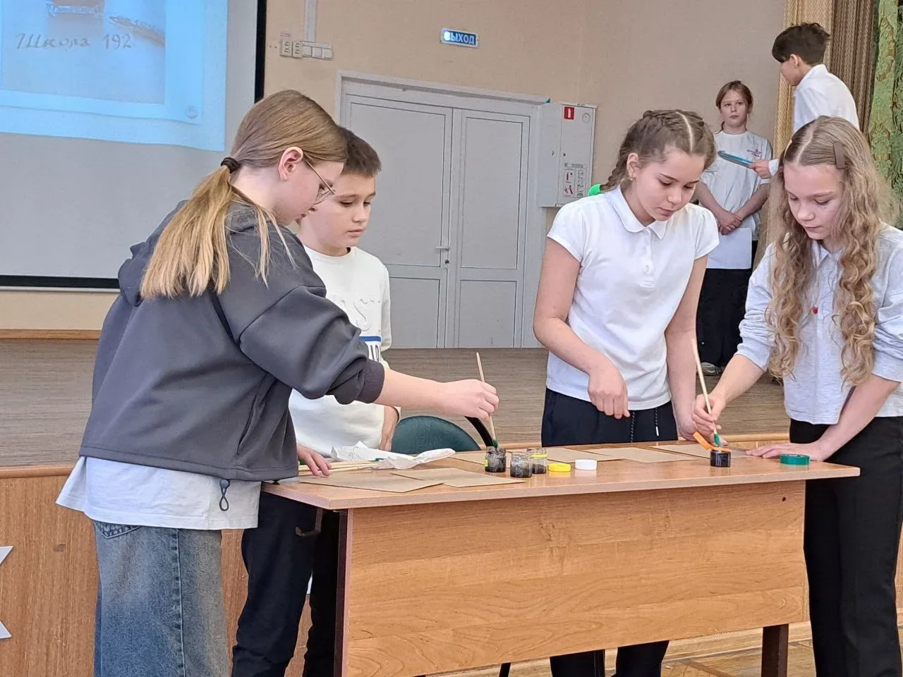 🧬 Фестиваль науки  📍 Ленинский проспект, 43А  🔬 В рамках Фестиваля Науки среди четвероклассников про