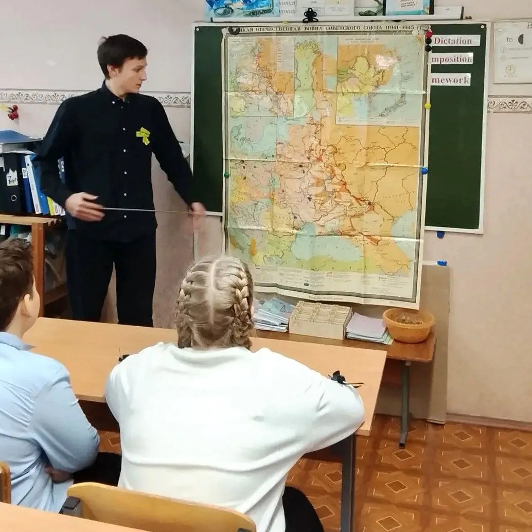 30 января в нашей школе прошла увлекательная игра по станциям "Помним и гордимся", которая оставила 