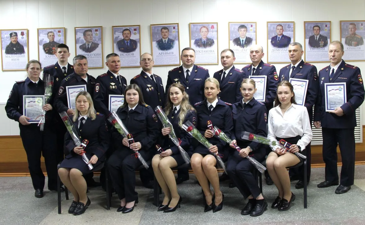 📌В УМВД России по городу Барнаулу прошли праздничные мероприятия, посвящённые дню образования управл
