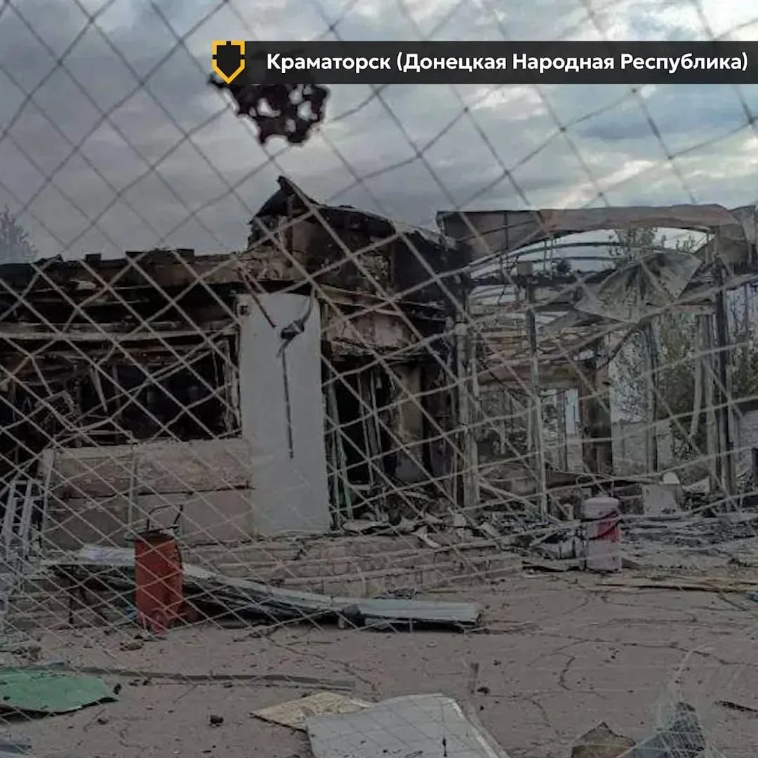 Российские военные нанесли удар баллистикой по Киеву. По объектам в городе прилетело ок...