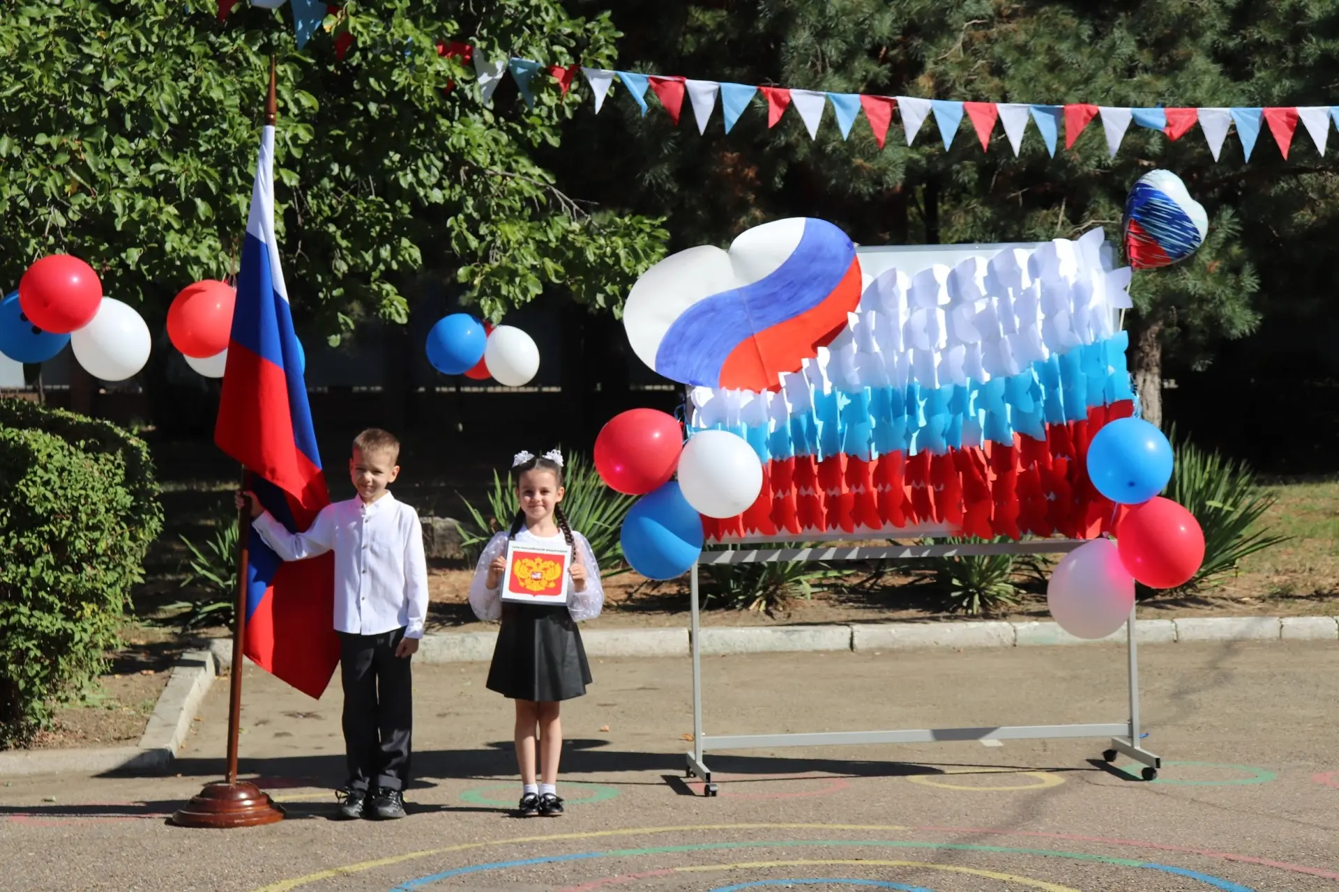 🇷🇺🌼👫Сегодня, 21 августа, в нашем детском саду прошел замечательный праздник, посвящ...