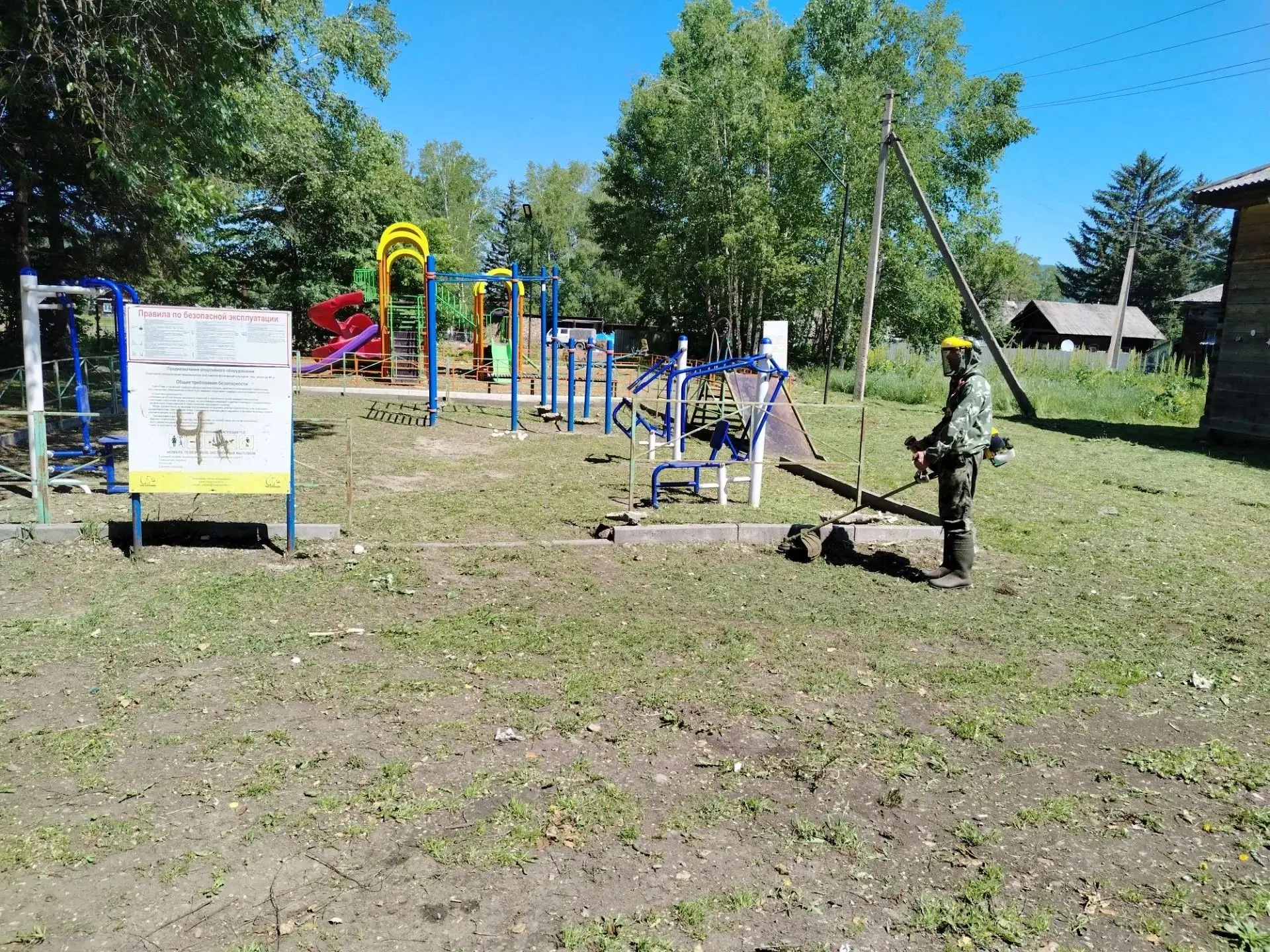 📌В селах Ариадное и Пожига продолжаются работы по благоустройству общественных территорий. Основной