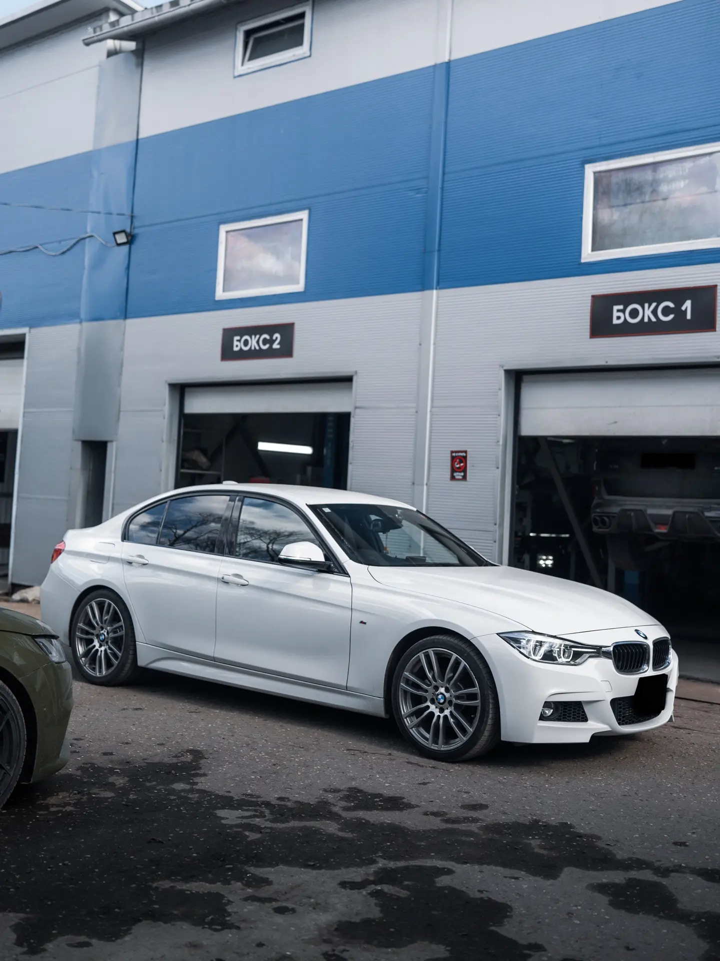 Праворульная BMW 318i с мотором b38 получила программное увеличение мощности STAGE 1 VS...