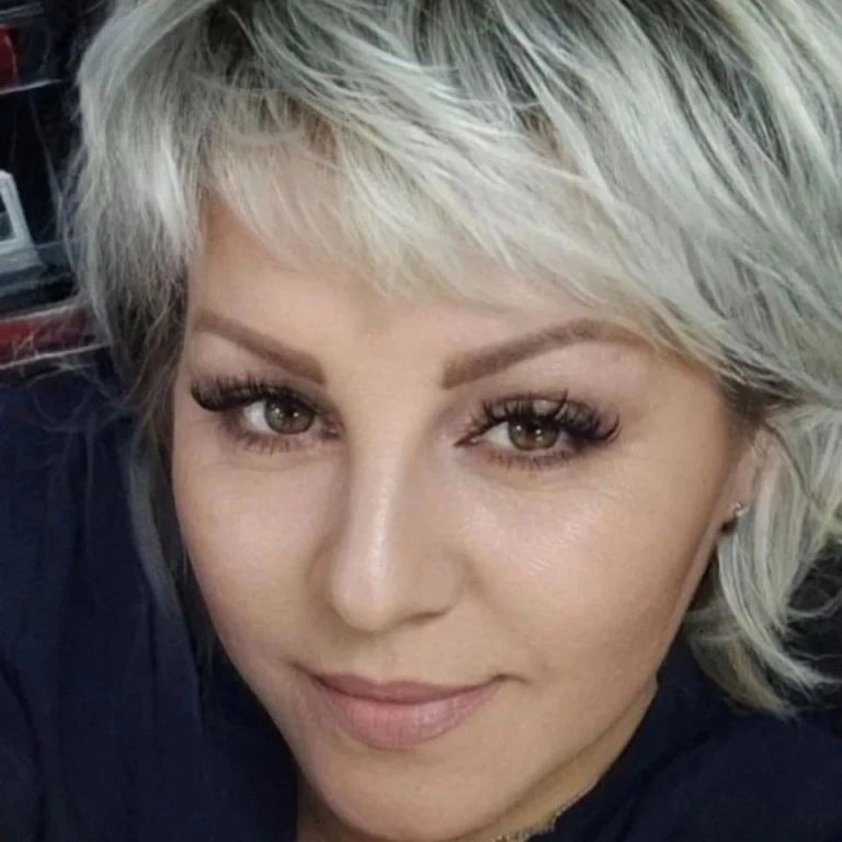 👧 Анжелла, 54