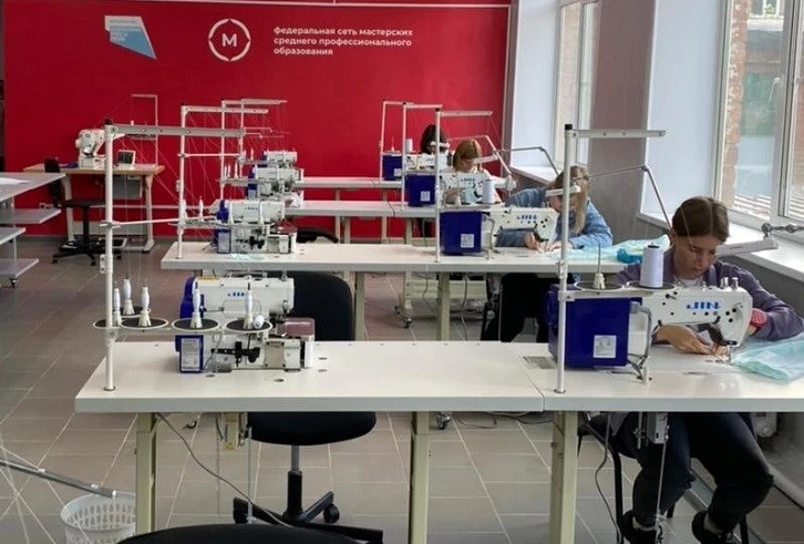 Уважаемые коллеги, партнёры и работодатели!
От имени нашего колледжа сердечно поздравляем вас с Днём