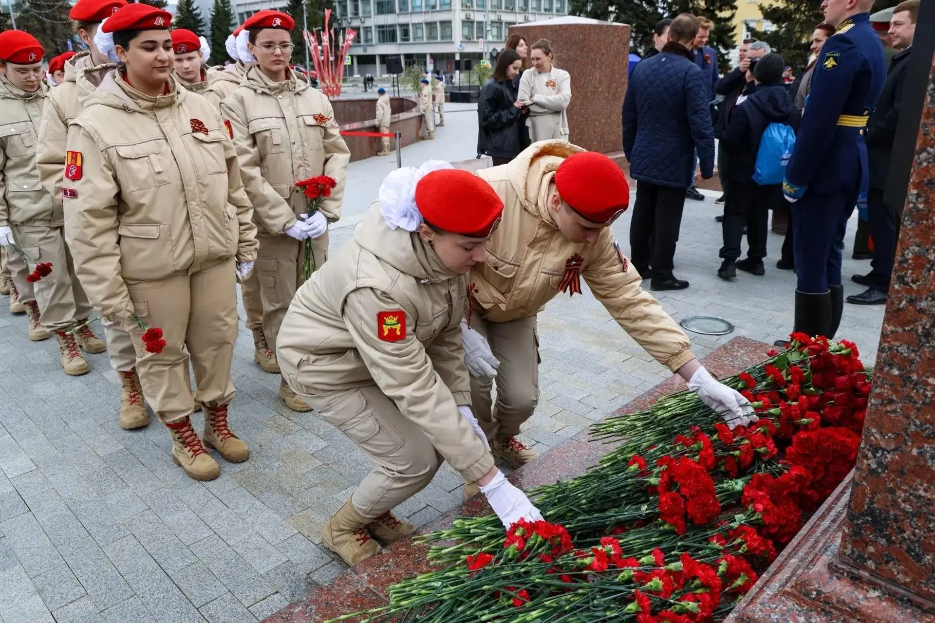 🔥День Победы - это праздник с сединою на висках, это радость, со слезами на глазах   👍Юнармейцы отря