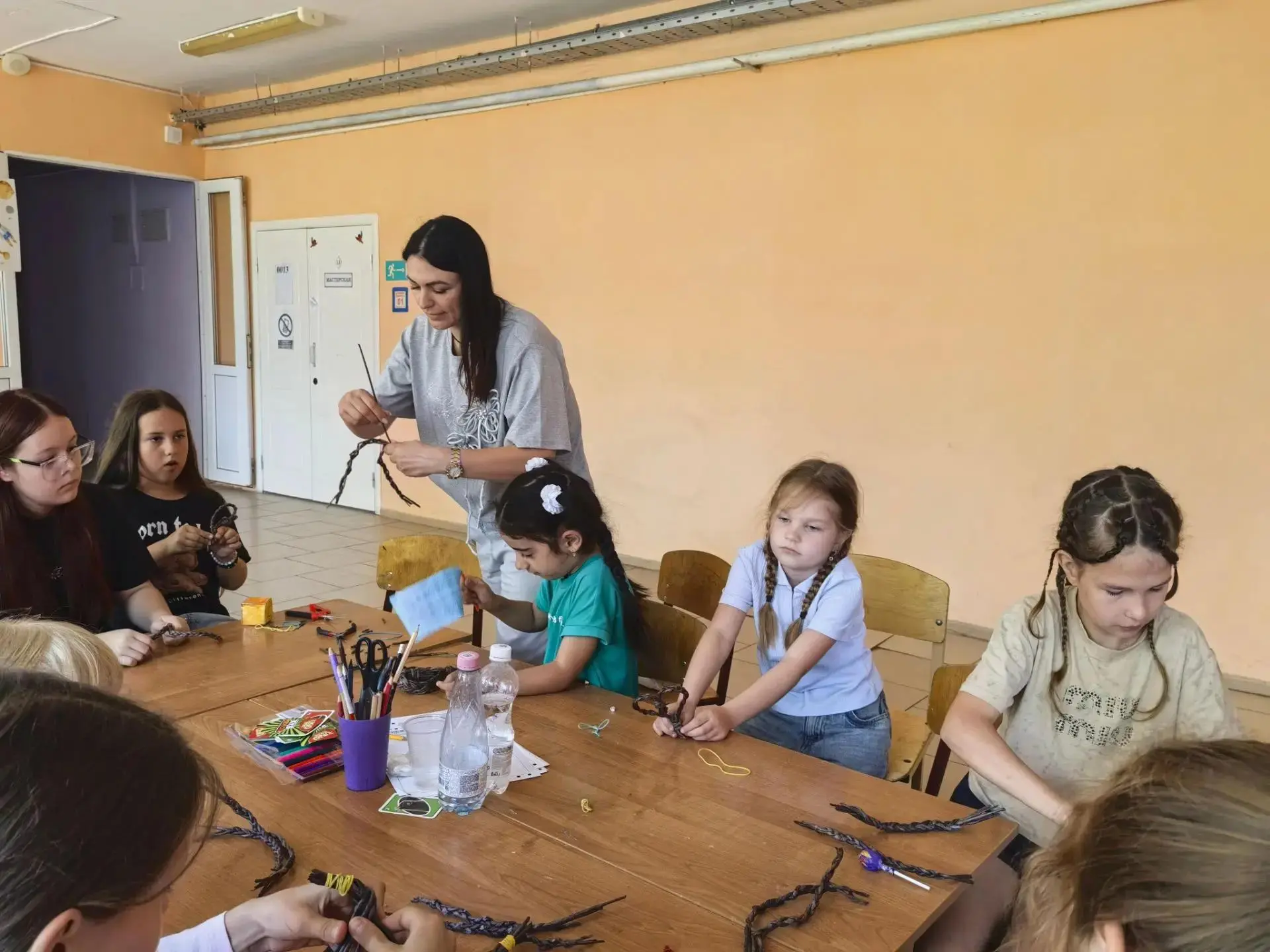 🎨Преврати обычную бумагу в шедевр: открыт набор в объединение «Затейники»!
 Вы когда-нибудь задумыв