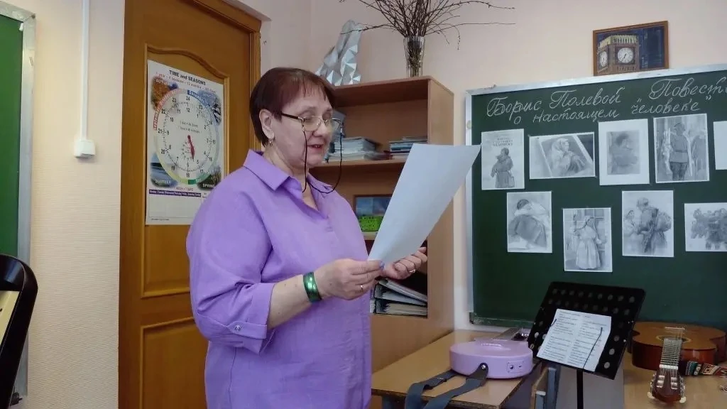 🌸Продолжаем весенние новости🌸  ✨6 марта в корпусе на Сиреневом учитель английского языка Габрусенок 