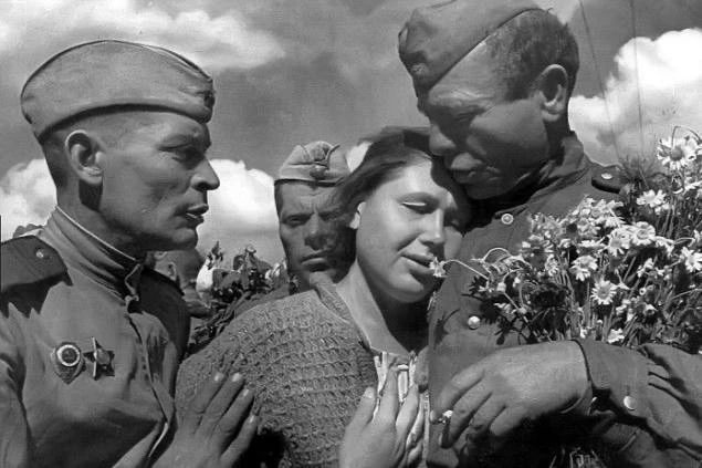 Началась война. Мой брат Вовка разыскал свою артиллерийскую спецшколу.