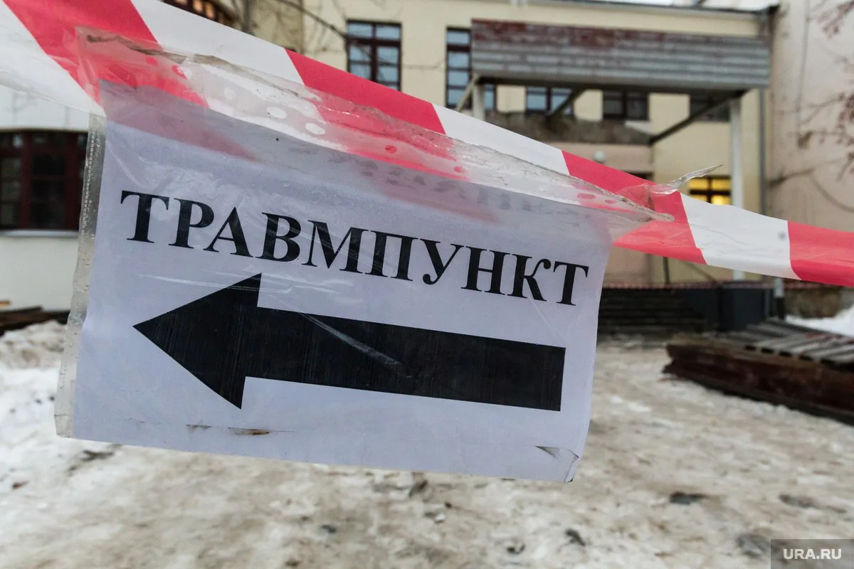 👀Экс-сотрудница УФСИН на кураже разбила бутылку о голову полицейской

Дама в погонах в Нижневартовс