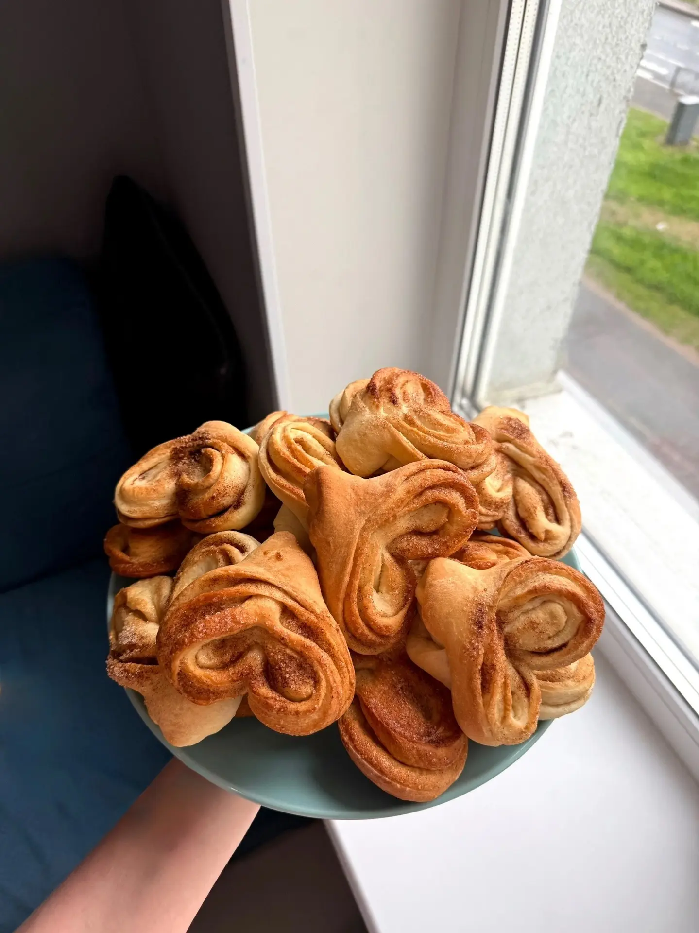 Эстетика летних завтраков 🍳 
А что у вас сегодня на завтрак? 🥞