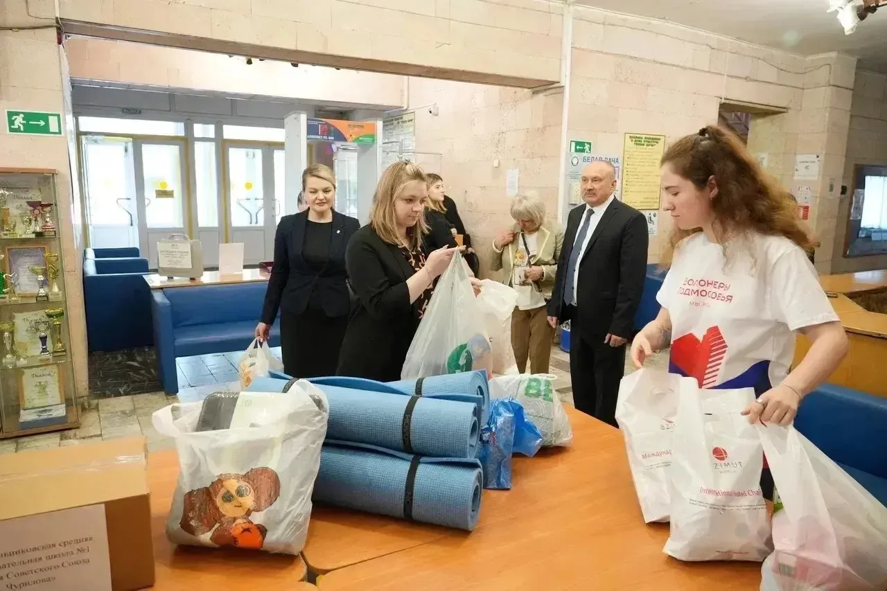 Сегодня в нашем городе прошла акция «Доброе дело» по сбору гуманитарной помощи, приуроченной  к Межд