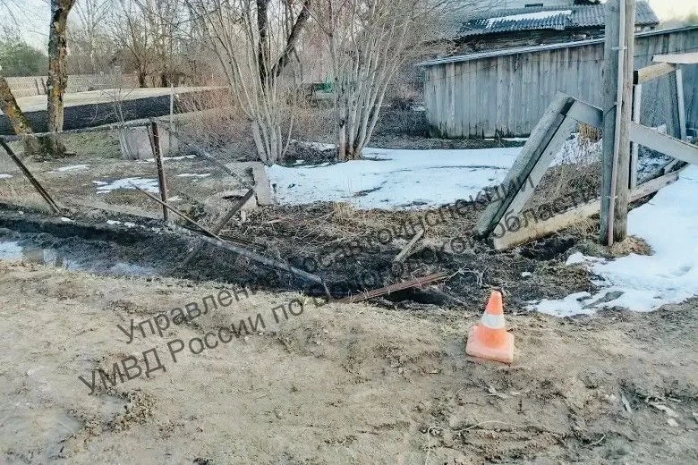 В микрорайоне Кошево (Верховажье) 12 апреля 16-летняя школьница устроила аварию на квадроцикле   Дев
