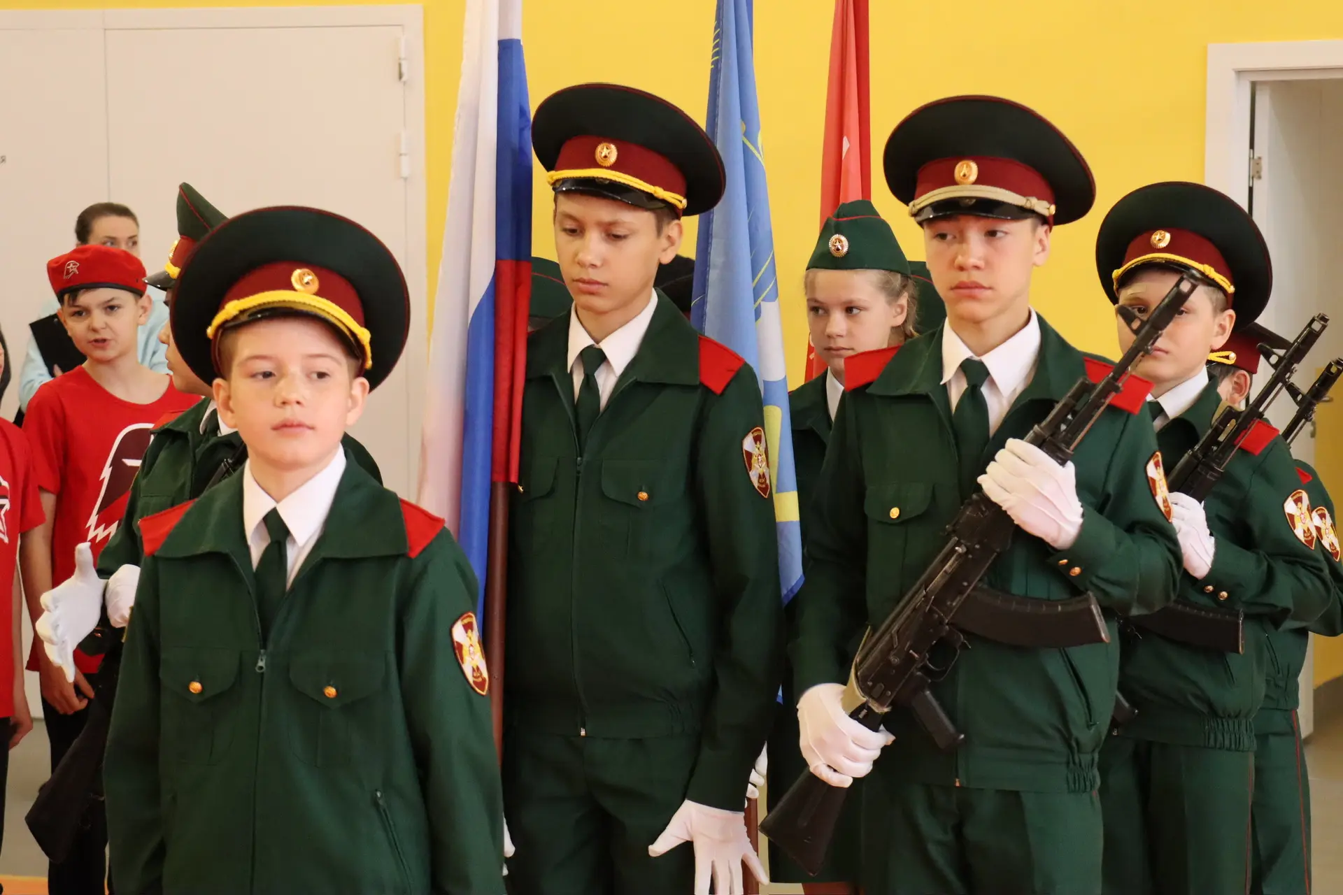 Сегодня на базе МАОУ «Нежинский лицей Оренбургского района» прошёл муниципальный этап военно-патриот