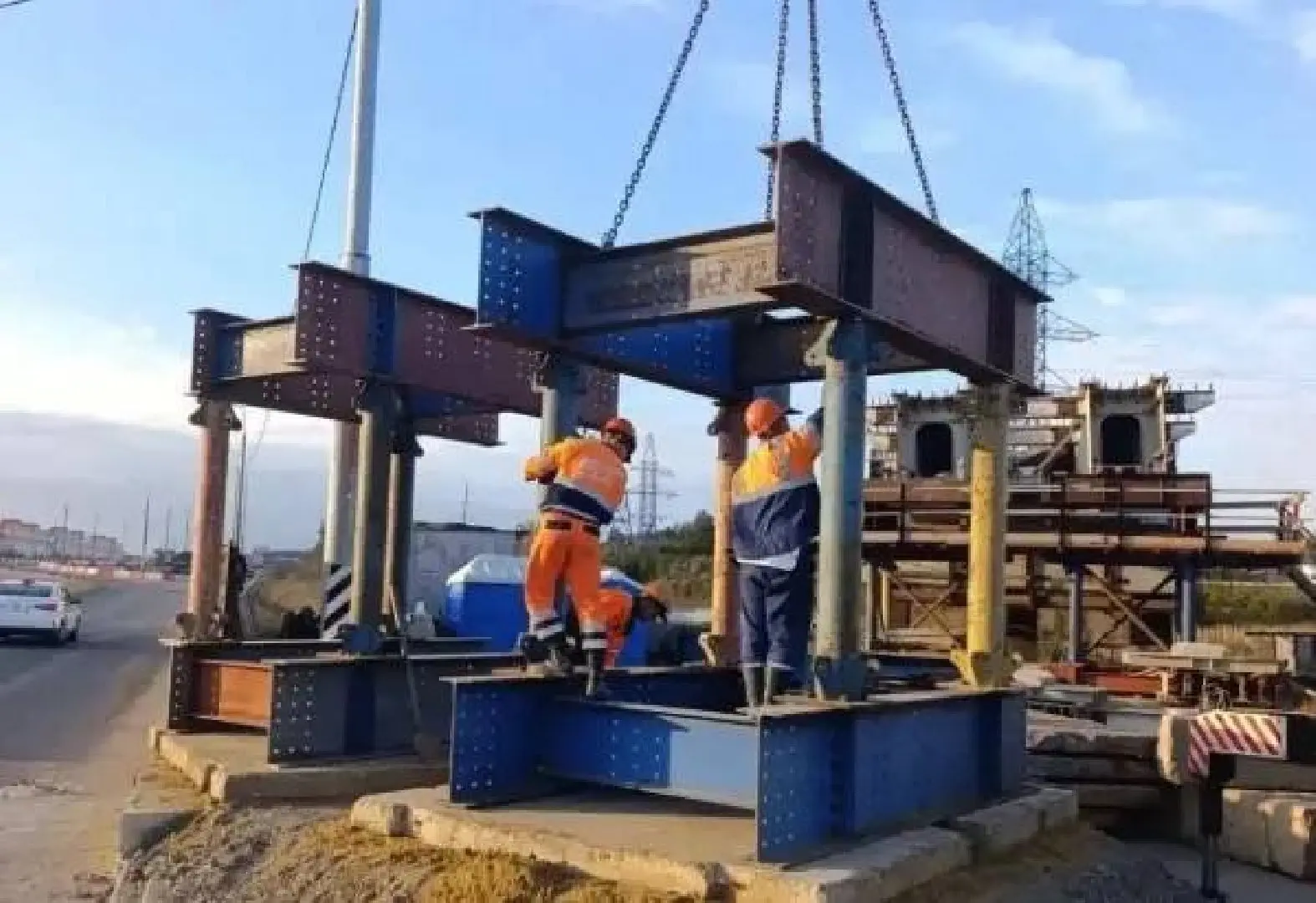 Разворотная эстакада на Каширском шоссе готова наполовину