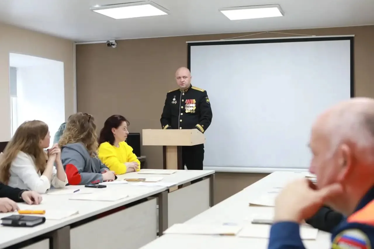 Участник СВО Ярослав Мельник возглавил ЗАТО Заозёрск

Муниципальный совет депутатов единогласно избр