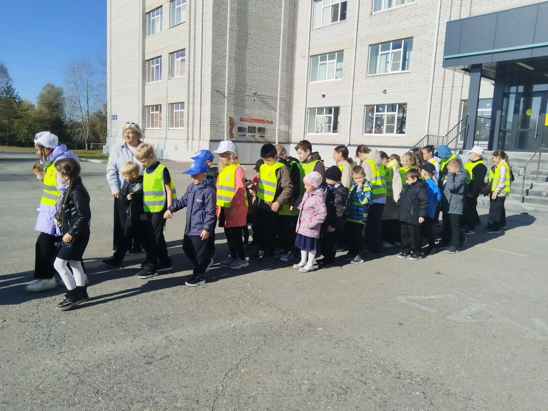 🚔Юные инспекторы движения Центра детского творчества (педагог Фатима Нуриахметовна Усм...