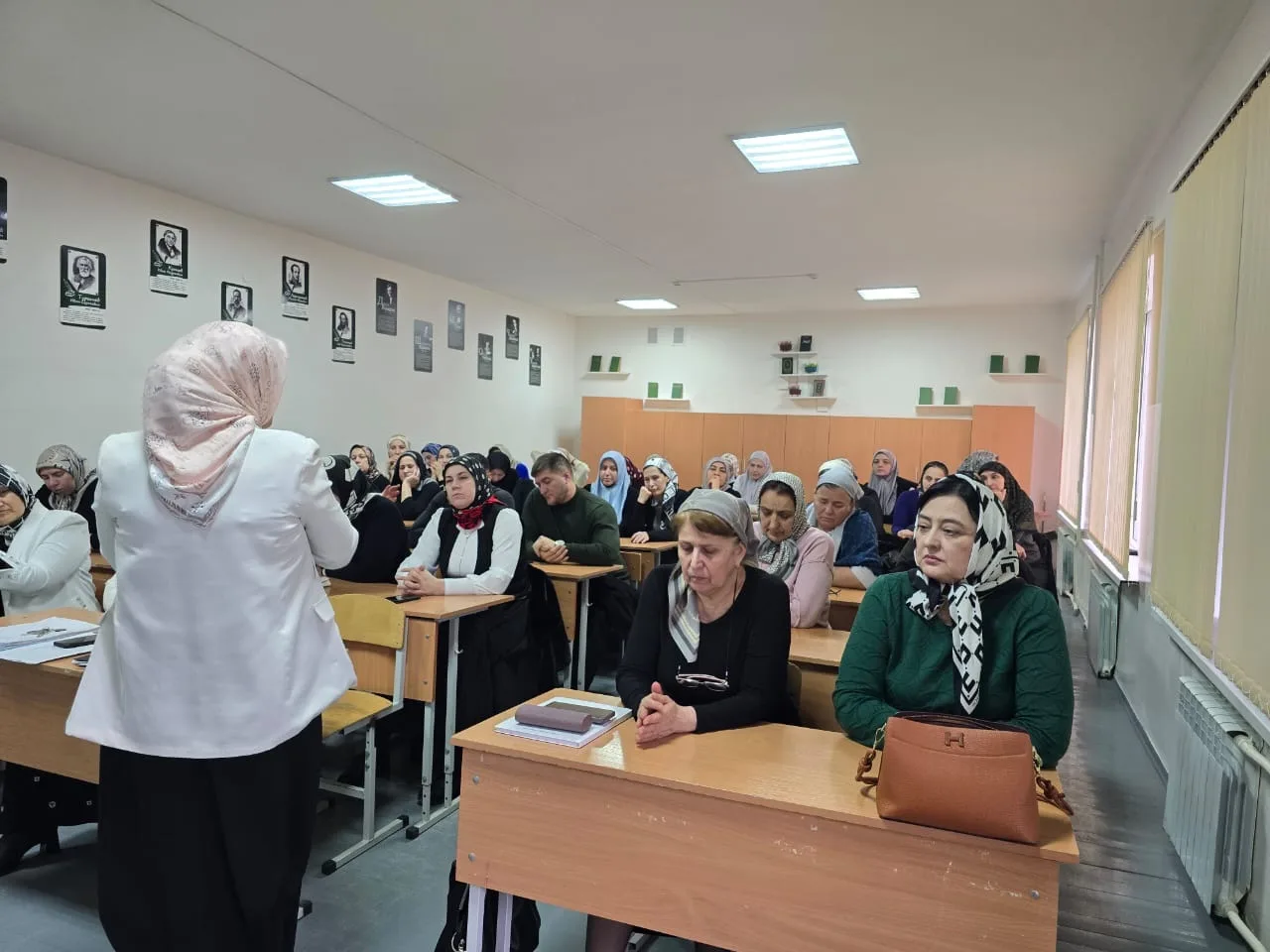 10.01.2026 года в школе прошло заседание педагогического совета по итогам 2-четверти и первого полуг